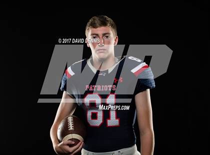 Thumbnail 3 in Liberty Senior Photos photogallery.