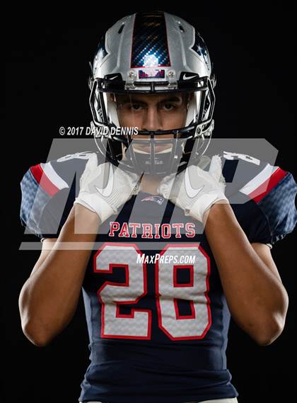 Thumbnail 3 in Liberty Senior Photos photogallery.