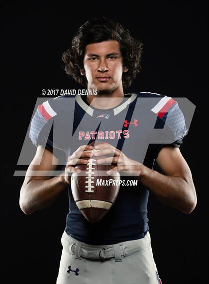 Thumbnail 3 in Liberty Senior Photos photogallery.
