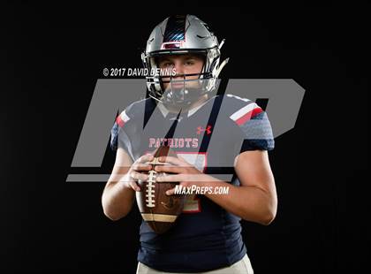Thumbnail 1 in Liberty Senior Photos photogallery.
