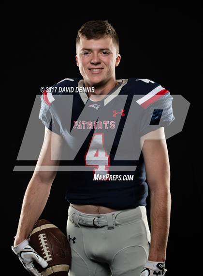 Thumbnail 3 in Liberty Senior Photos photogallery.