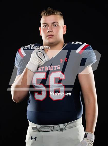 Thumbnail 1 in Liberty Senior Photos photogallery.