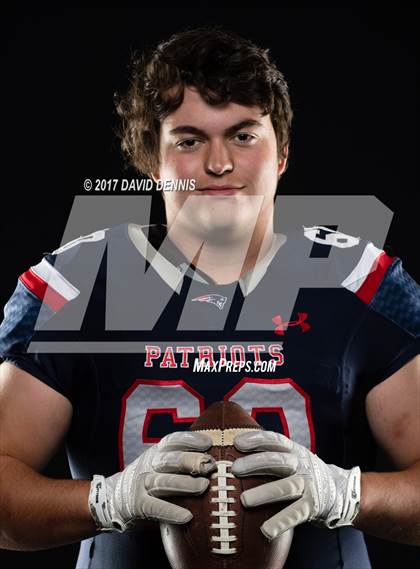 Thumbnail 2 in Liberty Senior Photos photogallery.