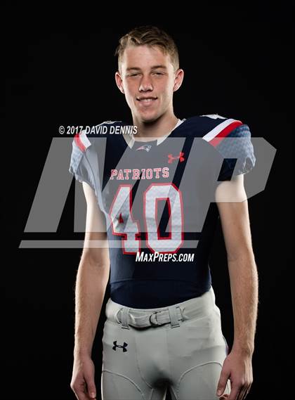 Thumbnail 3 in Liberty Senior Photos photogallery.