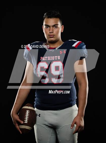 Thumbnail 3 in Liberty Senior Photos photogallery.