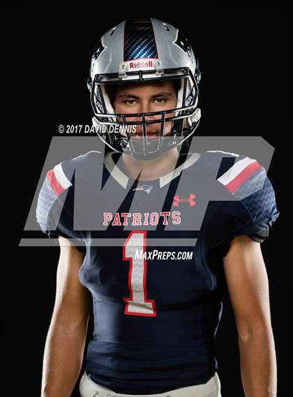 Thumbnail 1 in Liberty Senior Photos photogallery.