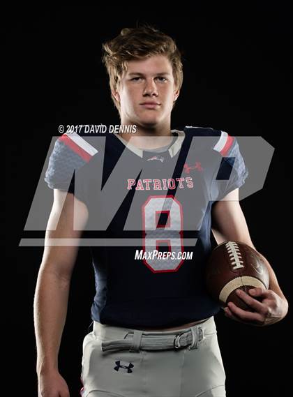 Thumbnail 1 in Liberty Senior Photos photogallery.
