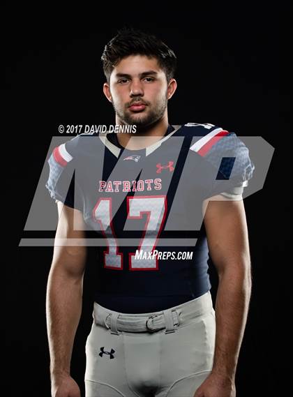 Thumbnail 1 in Liberty Senior Photos photogallery.