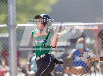Thumbnail 2 in Skutt Catholic vs. Kearney photogallery.