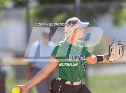 Thumbnail 1 in Skutt Catholic vs. Kearney photogallery.