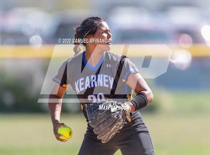 Thumbnail 3 in Skutt Catholic vs. Kearney photogallery.