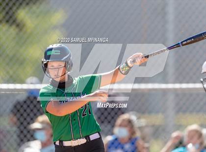 Thumbnail 2 in Skutt Catholic vs. Kearney photogallery.