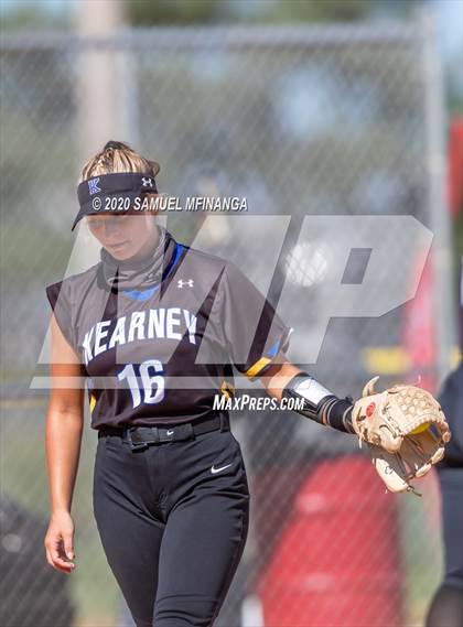 Thumbnail 2 in Skutt Catholic vs. Kearney photogallery.