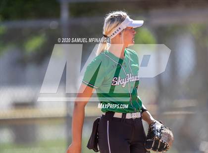 Thumbnail 2 in Skutt Catholic vs. Kearney photogallery.