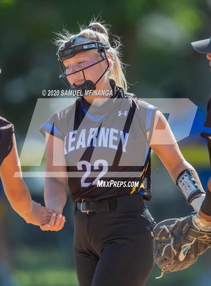 Thumbnail 2 in Skutt Catholic vs. Kearney photogallery.