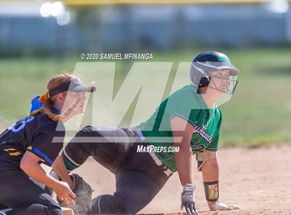 Thumbnail 3 in Skutt Catholic vs. Kearney photogallery.