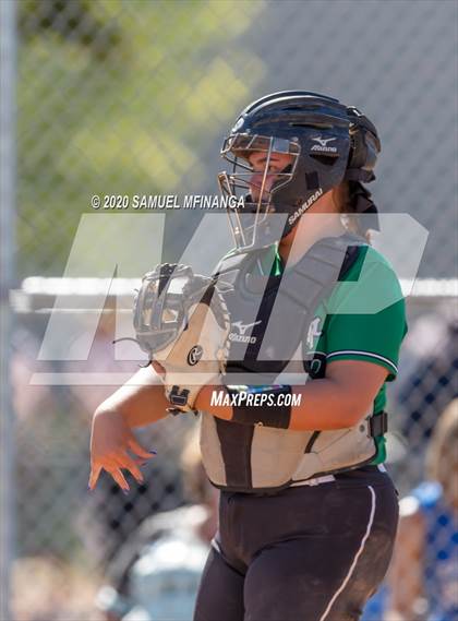 Thumbnail 3 in Skutt Catholic vs. Kearney photogallery.