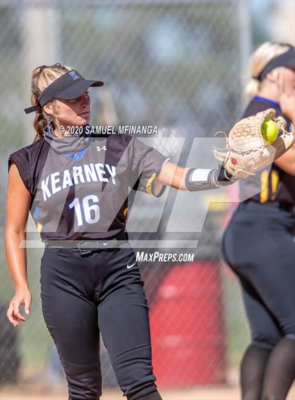 Thumbnail 2 in Skutt Catholic vs. Kearney photogallery.