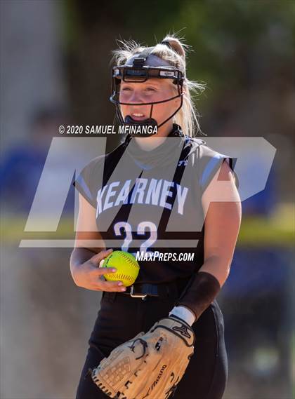 Thumbnail 1 in Skutt Catholic vs. Kearney photogallery.