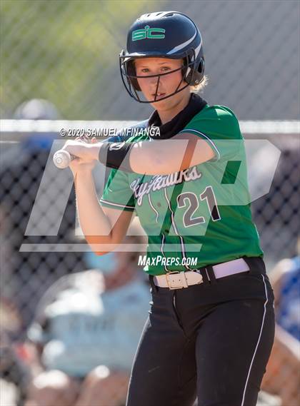 Thumbnail 3 in Skutt Catholic vs. Kearney photogallery.