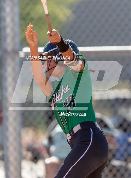 Thumbnail 2 in Skutt Catholic vs. Kearney photogallery.
