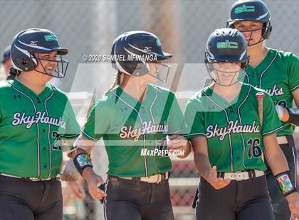 Thumbnail 1 in Skutt Catholic vs. Kearney photogallery.
