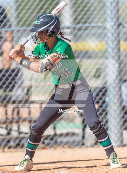 Thumbnail 3 in Skutt Catholic vs. Kearney photogallery.