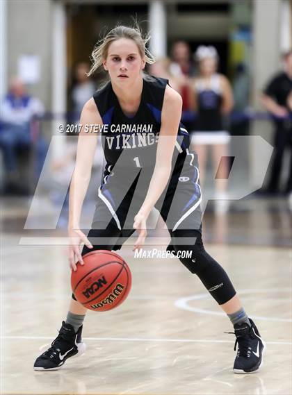 Thumbnail 3 in Pleasant Grove vs Sky View (UHSAA 5A Quarterfinal) photogallery.