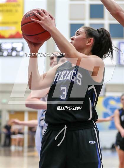 Thumbnail 3 in Pleasant Grove vs Sky View (UHSAA 5A Quarterfinal) photogallery.