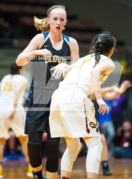 Thumbnail 2 in Clovis vs. Clovis West (CIF CS D1 Final) photogallery.