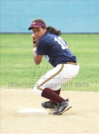 Thumbnail 3 in SFV All-Star Softball Classic (East vs West) photogallery.