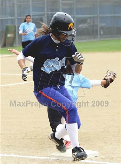 Thumbnail 2 in SFV All-Star Softball Classic (East vs West) photogallery.