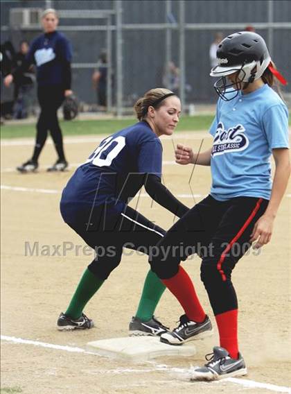 Thumbnail 3 in SFV All-Star Softball Classic (East vs West) photogallery.