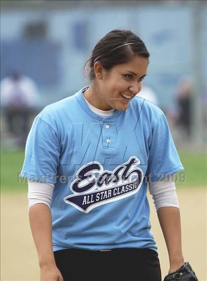 Thumbnail 3 in SFV All-Star Softball Classic (East vs West) photogallery.