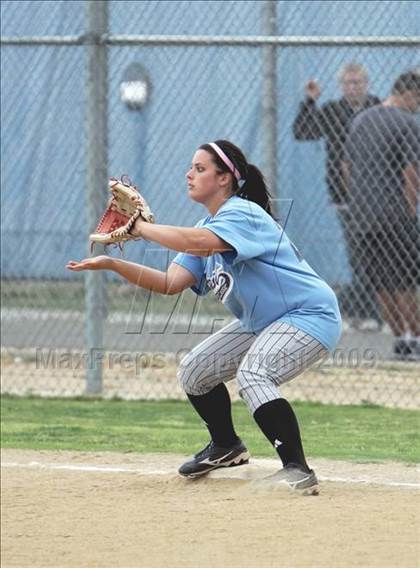 Thumbnail 2 in SFV All-Star Softball Classic (East vs West) photogallery.