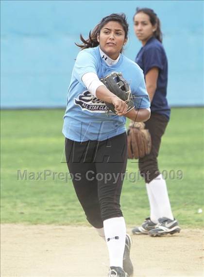 Thumbnail 1 in SFV All-Star Softball Classic (East vs West) photogallery.