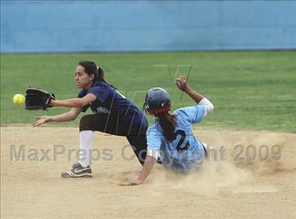 Thumbnail 3 in SFV All-Star Softball Classic (East vs West) photogallery.