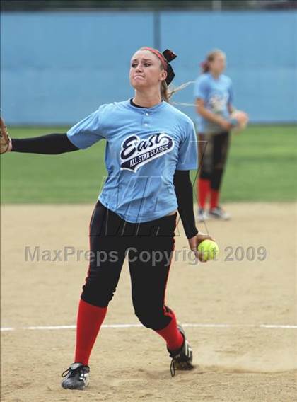 Thumbnail 3 in SFV All-Star Softball Classic (East vs West) photogallery.