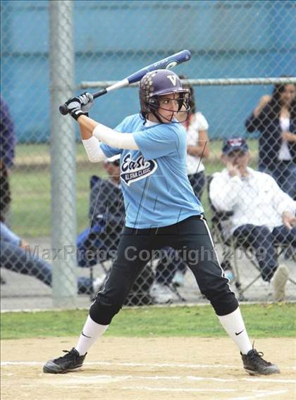 Thumbnail 2 in SFV All-Star Softball Classic (East vs West) photogallery.