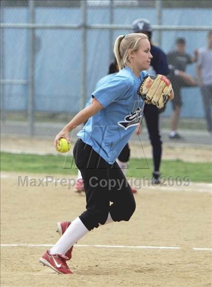 Thumbnail 3 in SFV All-Star Softball Classic (East vs West) photogallery.