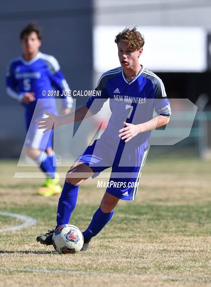 Thumbnail 1 in New Braunfels vs Antonian Prep (NEISD Tournament) photogallery.