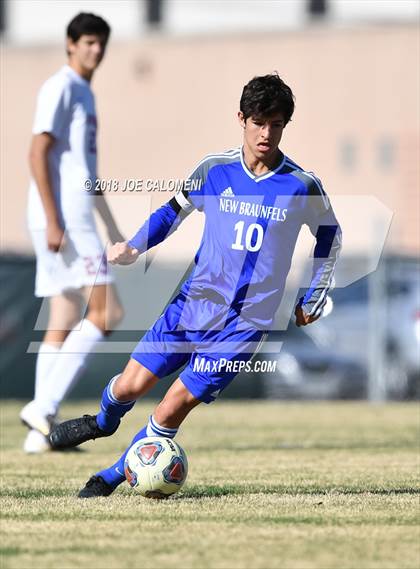 Thumbnail 2 in New Braunfels vs Antonian Prep (NEISD Tournament) photogallery.