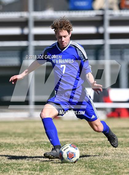 Thumbnail 3 in New Braunfels vs Antonian Prep (NEISD Tournament) photogallery.