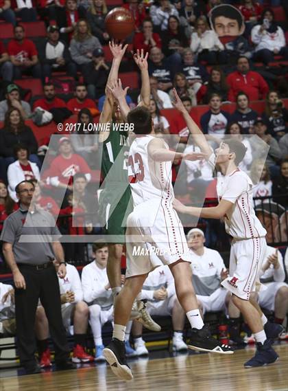 Thumbnail 2 in Newfield vs Moriah (NYSPHSAA Class D Final) photogallery.