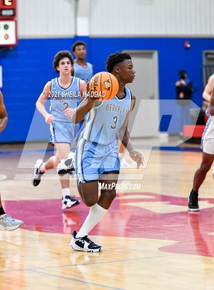 Thumbnail 2 in Berkeley Prep vs East Lake (Sunbash Tournament) photogallery.