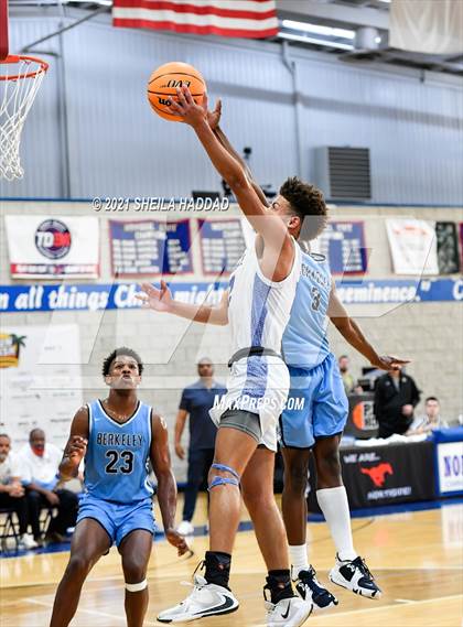 Thumbnail 2 in Berkeley Prep vs East Lake (Sunbash Tournament) photogallery.
