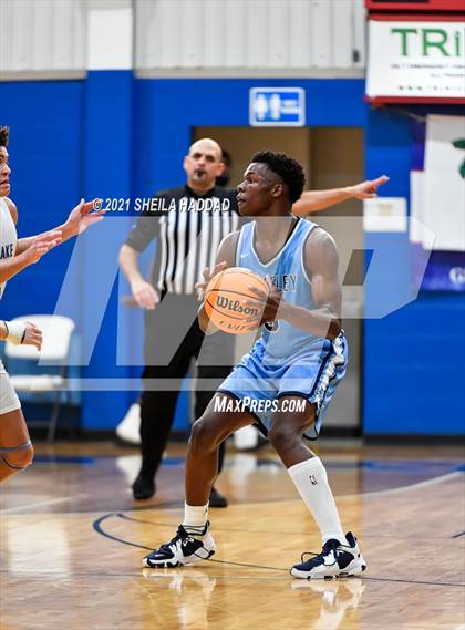 Thumbnail 2 in Berkeley Prep vs East Lake (Sunbash Tournament) photogallery.
