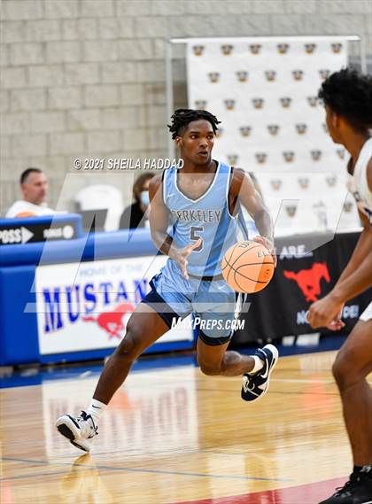 Thumbnail 2 in Berkeley Prep vs East Lake (Sunbash Tournament) photogallery.