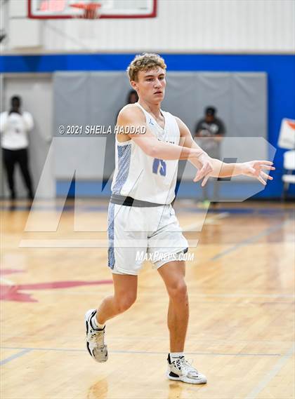 Thumbnail 3 in Berkeley Prep vs East Lake (Sunbash Tournament) photogallery.