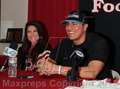 Thumbnail 1 in Kylie Fitts (National Signing Day Ceremony) photogallery.